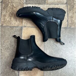 Shoe Size 38